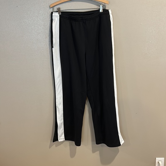 Charles River Men’s sweatpants size Extra Large. - Picture 1 of 3